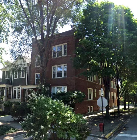 $2,795 | 2125 West Waveland Avenue, Unit 2W, Chicago, IL 60618