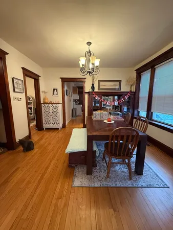 $2,795 | 2125 West Waveland Avenue, Unit 2W, Chicago, IL 60618