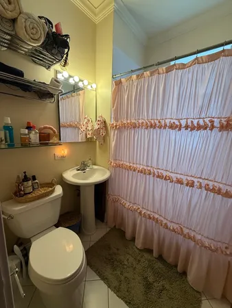 $2,795 | 2125 West Waveland Avenue, Unit 2W, Chicago, IL 60618