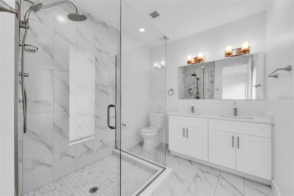 8713 Palm Ranches Place Tampa, FL 33614 - Photo 13 of 28