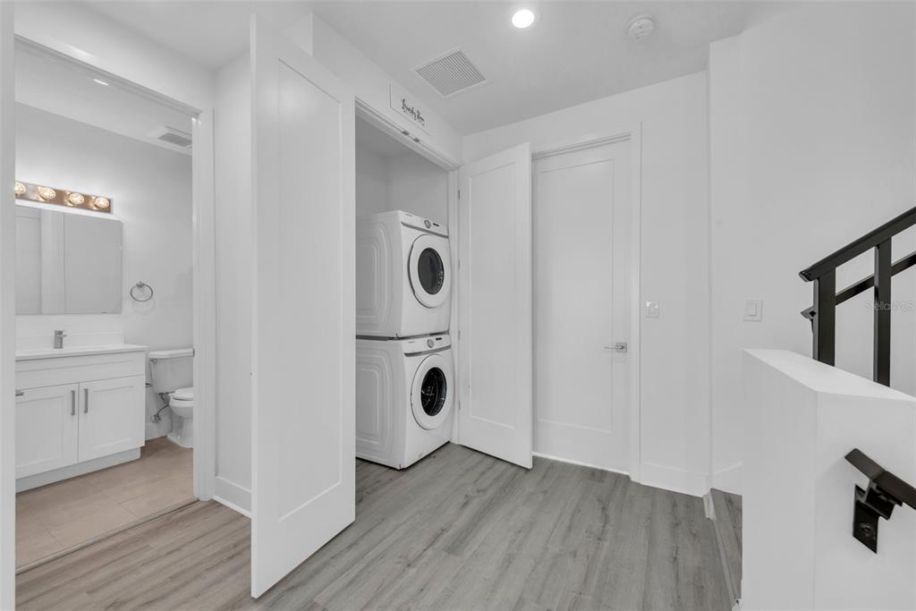 8713 Palm Ranches Place Tampa, FL 33614 - Photo 14 of 28