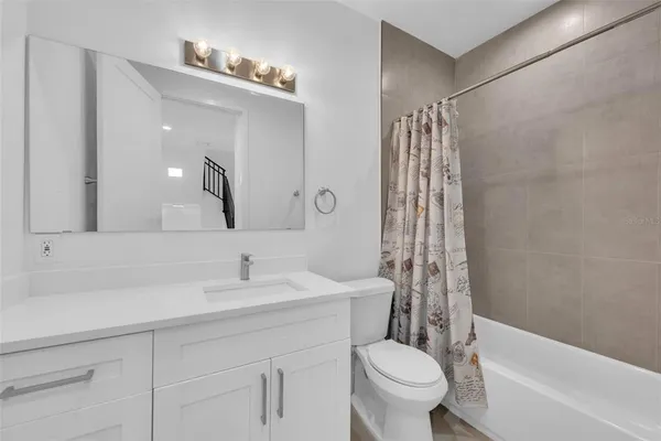 $3,500 | 8713 Palm Ranches Place, Tampa, FL 33614