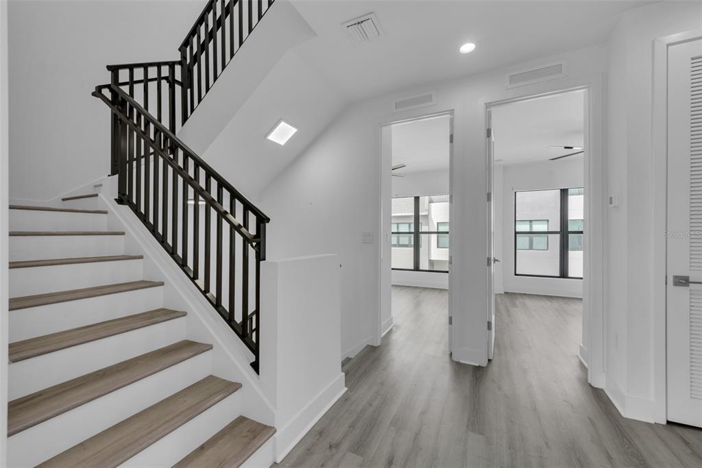 8713 Palm Ranches Place Tampa, FL 33614 - Photo 18 of 28