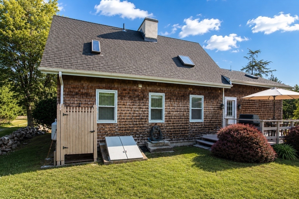 8 Juniper Road Westport, MA 02791 - Photo 10 of 35