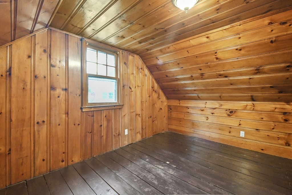 40 New Boston Road Sturbridge, MA 01566 - Photo 21 of 36 a view of an empty room