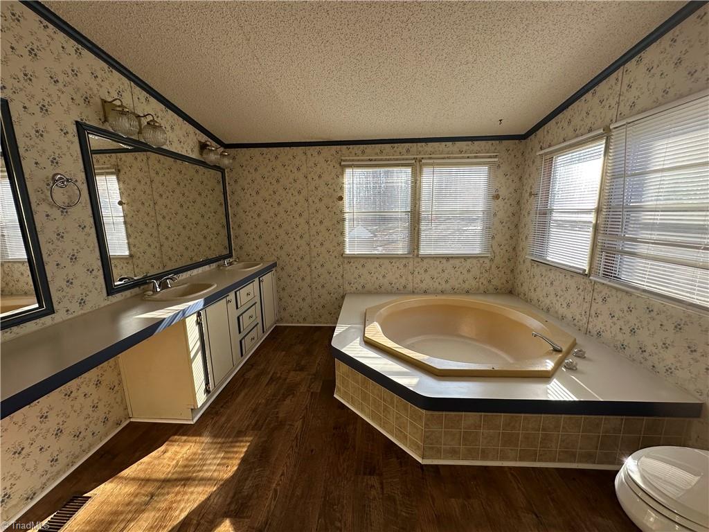 4875 Parnell Ridge Drive Walkertown, NC 27051 - Photo 10 of 16 Gallery Image 10