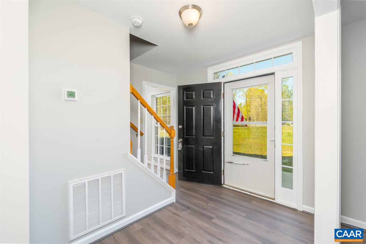 6 Meadow Ridge Road Troy, VA 22974 - Photo 2 of 47