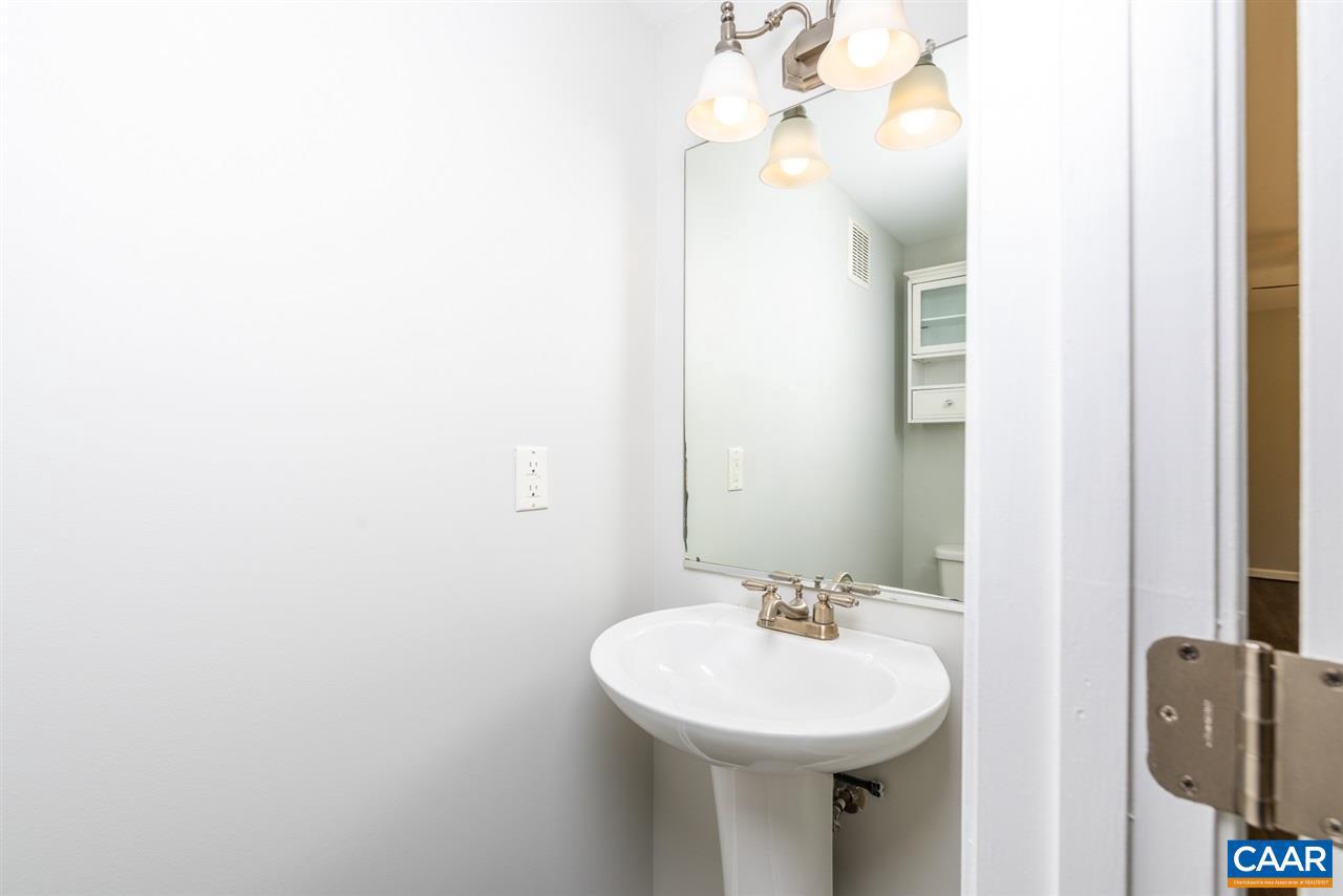 6 Meadow Ridge Road Troy, VA 22974 - Photo 20 of 47