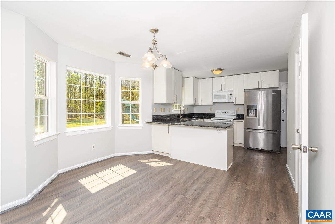 6 Meadow Ridge Road Troy, VA 22974 - Photo 9 of 47