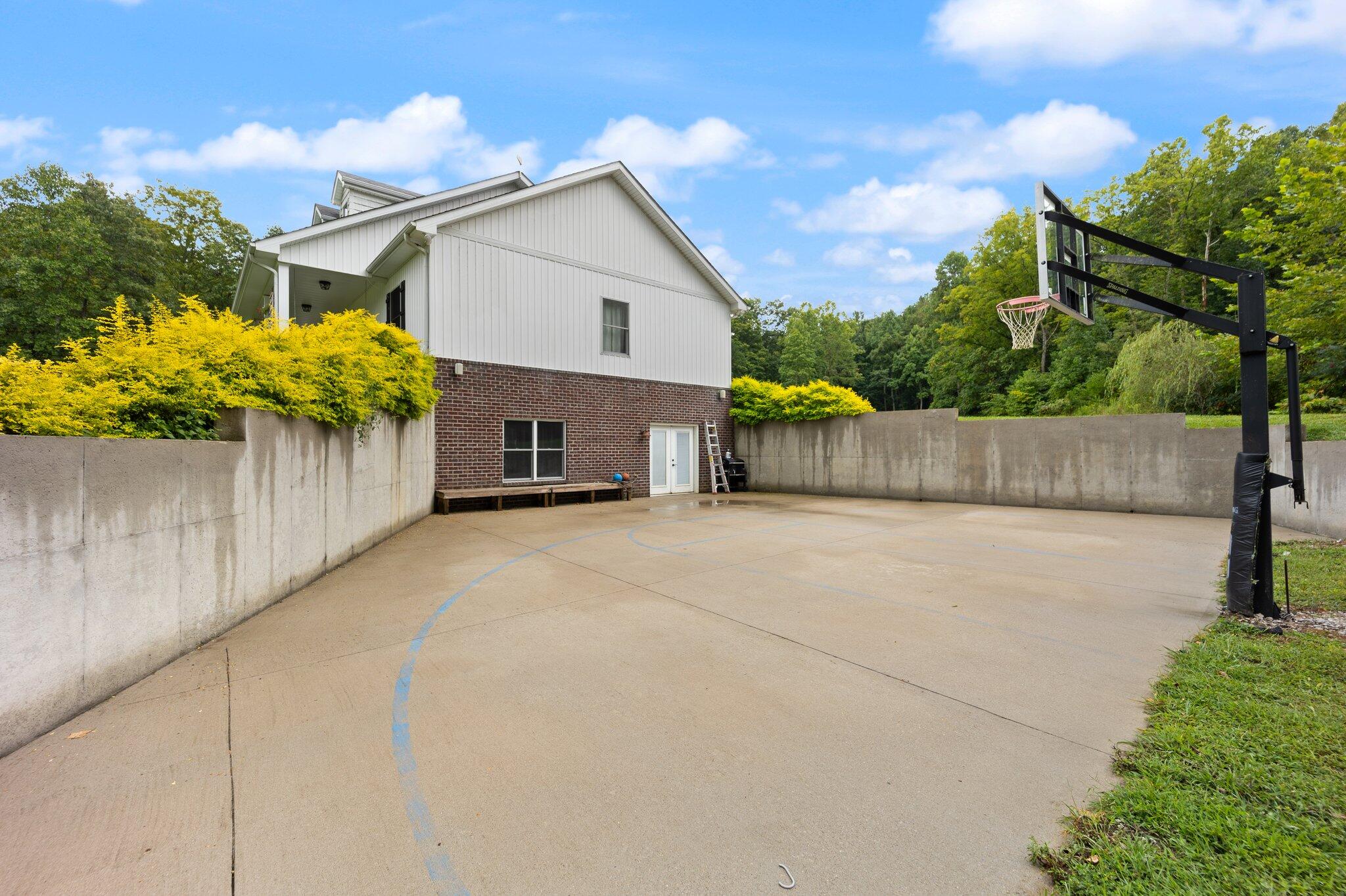 5733 Rush Branch Road Somerset, KY 42501 - Photo 9 of 71 53-web-or-mls-542A2700