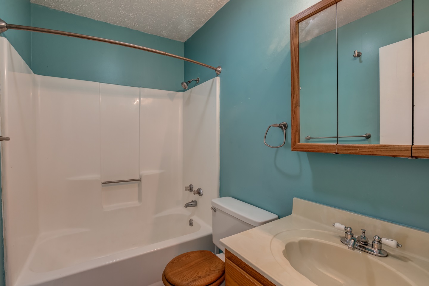 1832 North Colony Road Evansville, IN 47715 - Photo 16 of 26 Gallery Image 16