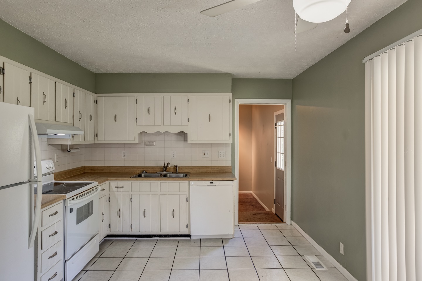 1832 North Colony Road Evansville, IN 47715 - Photo 7 of 26 Gallery Image 7