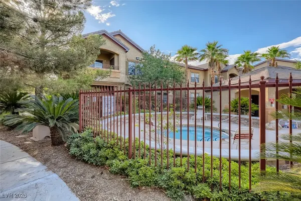 $2,000 | 8250 North Grand Canyon Drive, Unit 2051, Las Vegas, NV 89166