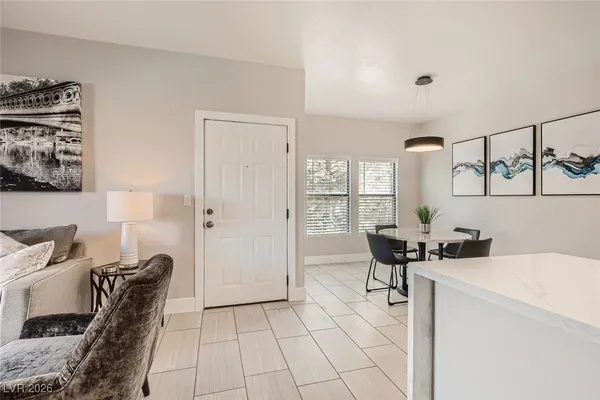 $2,000 | 8250 North Grand Canyon Drive, Unit 2051, Las Vegas, NV 89166