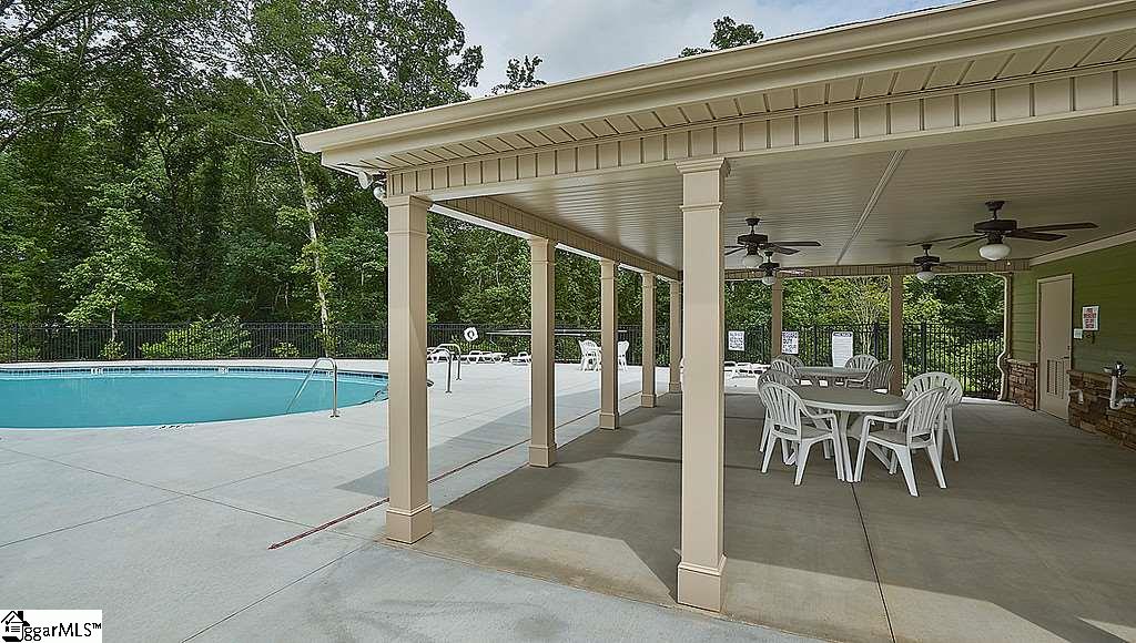 132 Lake Grove Road Simpsonville, SC 29681 - Photo 4 of 5 Gallery Image 4
