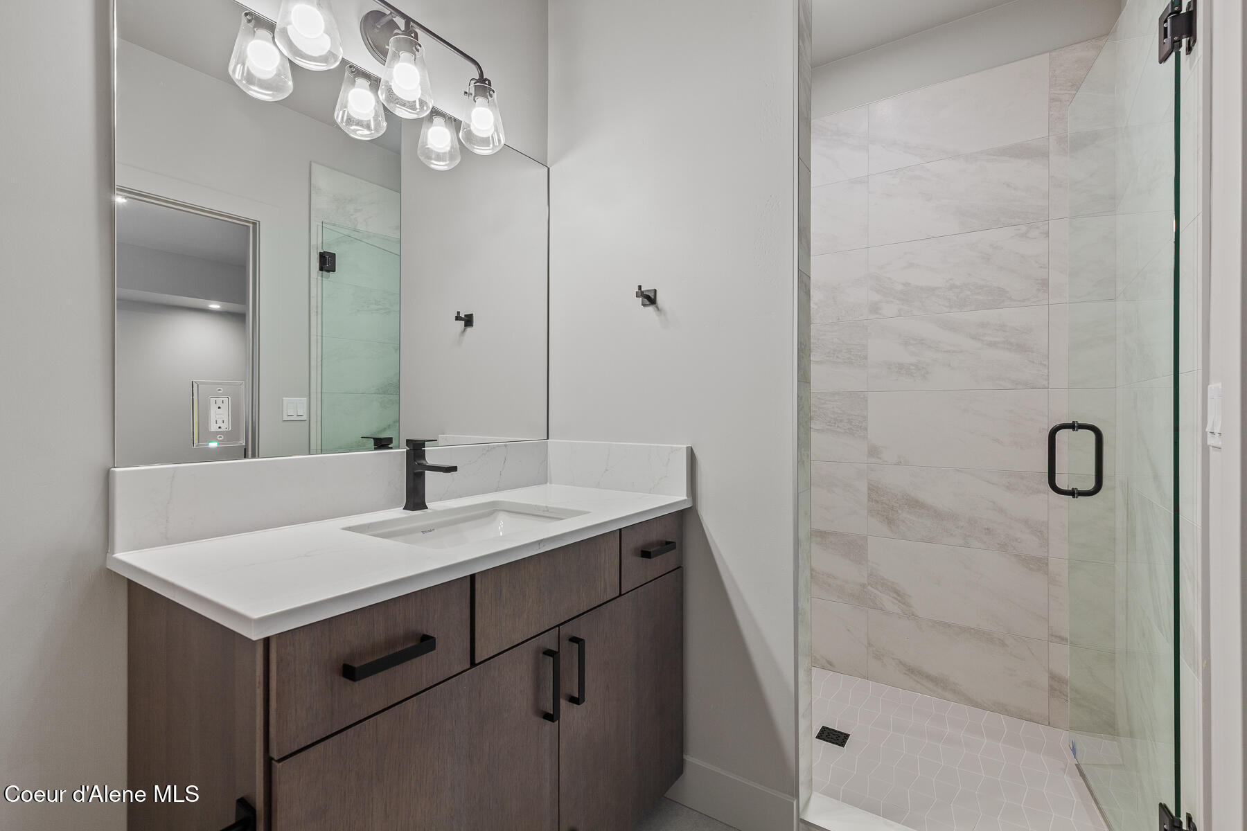 3167 North Veneer Road Coeur D'Alene, ID 83814 - Photo 24 of 28 3167NVeneerRd-24