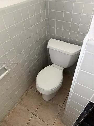 $1,899 | 101 Southwest 4 Avenue, Unit 2, Hallandale Beach, FL 33009