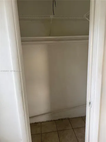 $1,899 | 101 Southwest 4 Avenue, Unit 2, Hallandale Beach, FL 33009