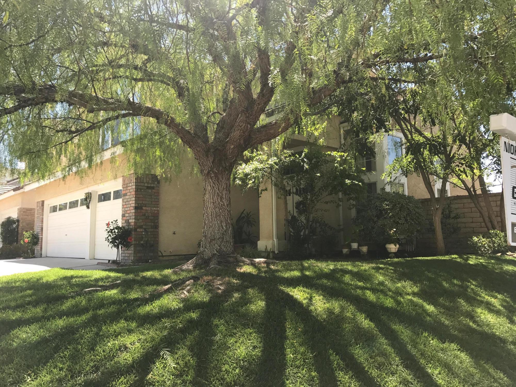 27633 Rutherford Place Valencia, CA 91354 - Photo 5 of 26 IMG_6439