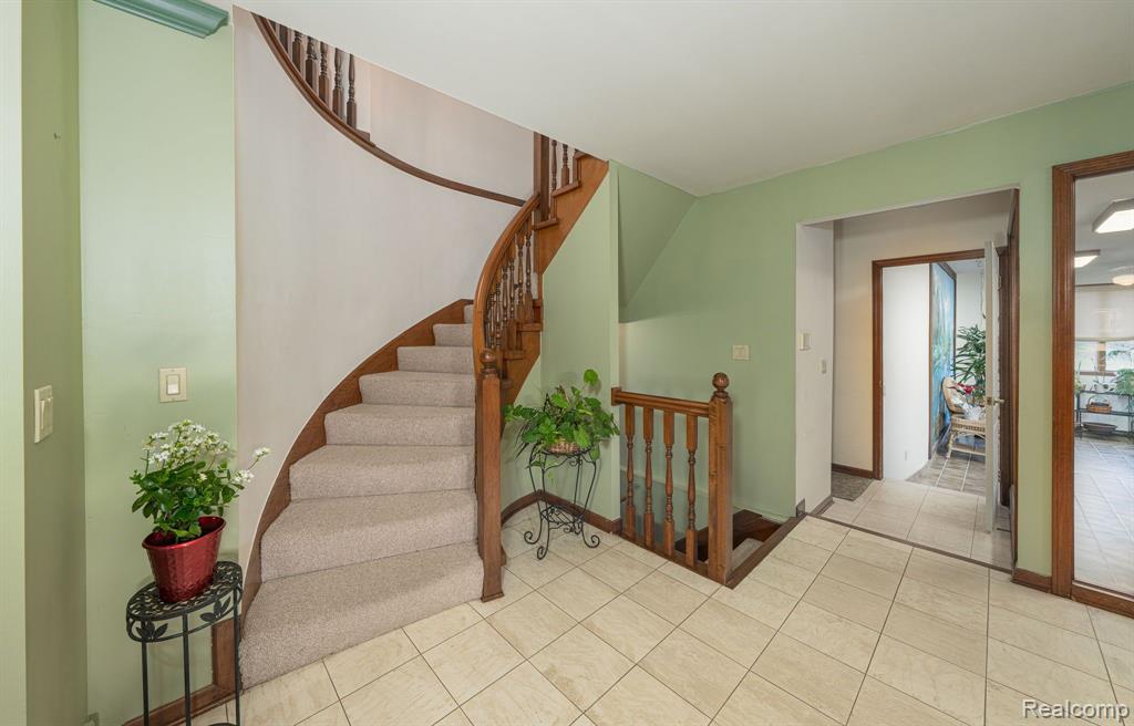 6640 Munsell Road Howell, MI 48843 - Photo 9 of 60