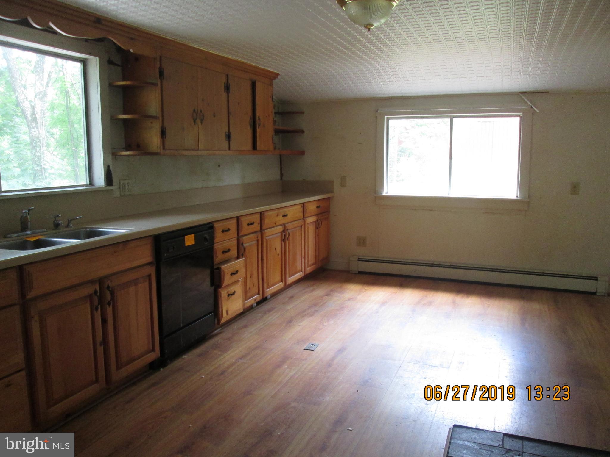 295 Hunters Road Gore, VA 22637 - Photo 11 of 16