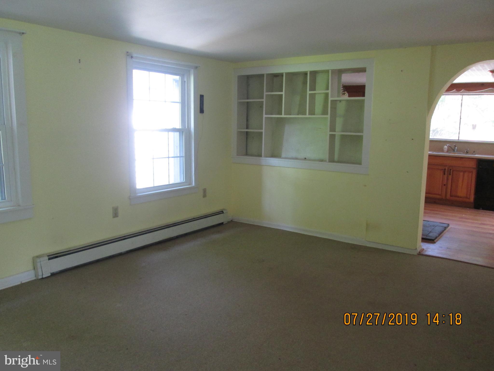 295 Hunters Road Gore, VA 22637 - Photo 9 of 16 Dining room