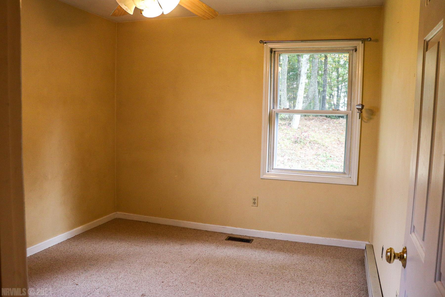 344 Rivendell Road Northwest Willis, VA 24380 - Photo 10 of 29 Gallery Image 10