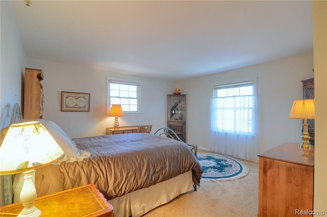 967 Sandhurst Road Bloomfield Hills, MI 48302 - Photo 20 of 39 2nd Bedroom