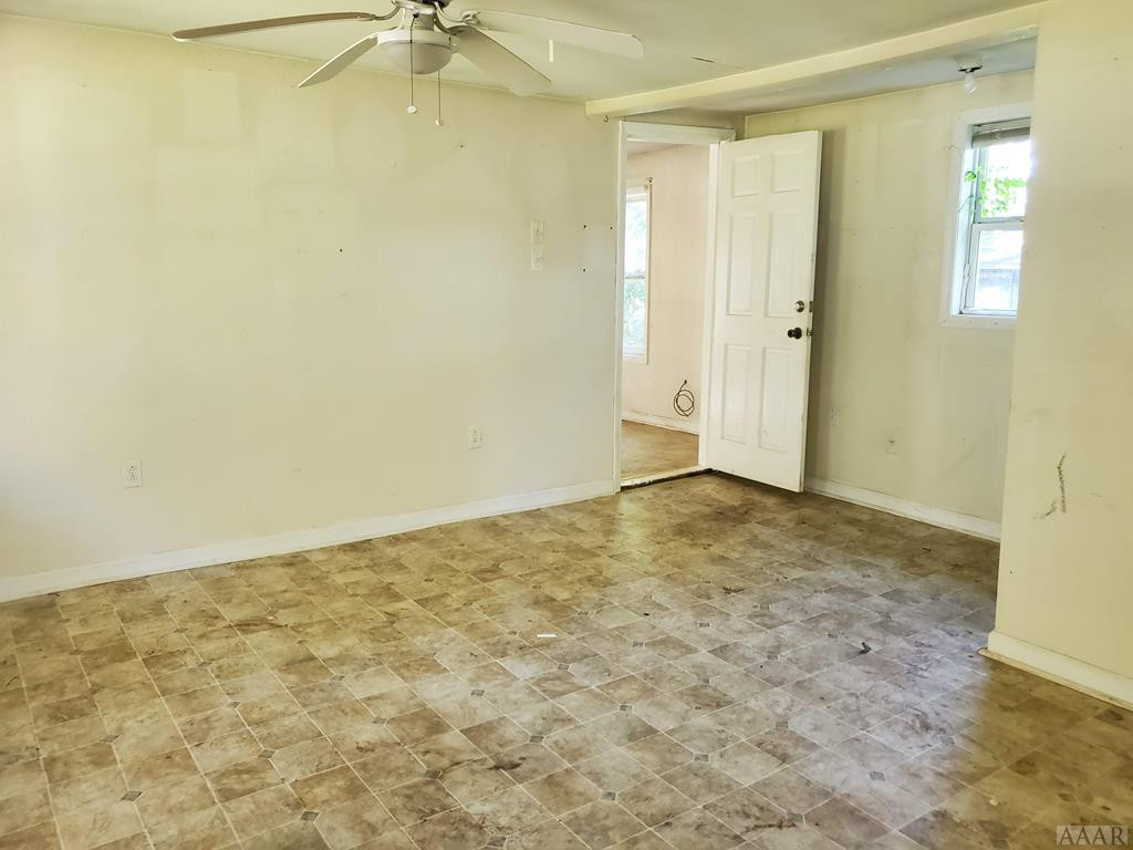 915 Shillingtown Road Elizabeth City, NC 27909 - Photo 6 of 13 Gallery Image 6
