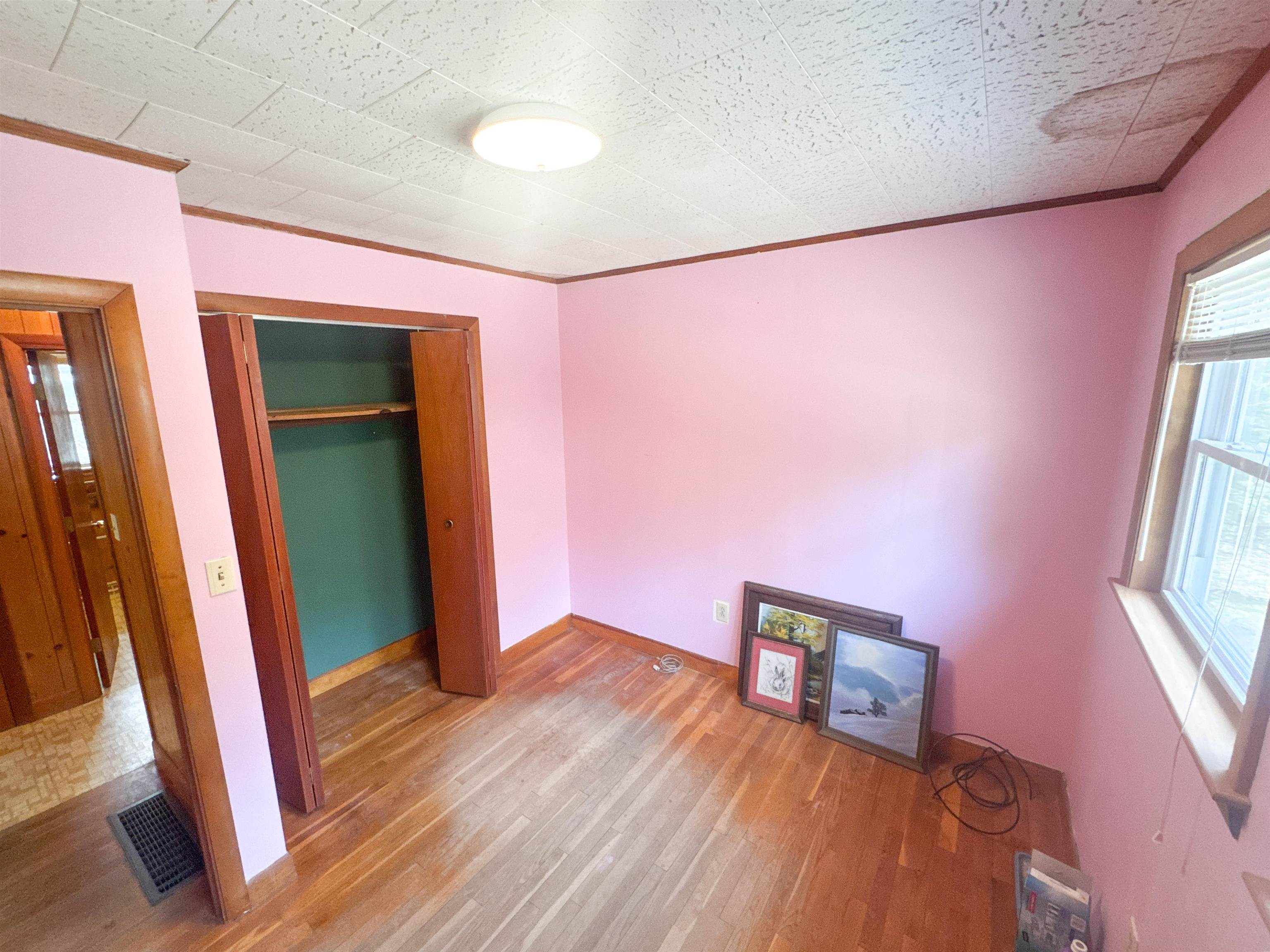 1658 Vermont Rte 100 Ludlow, VT 05149 - Photo 9 of 34