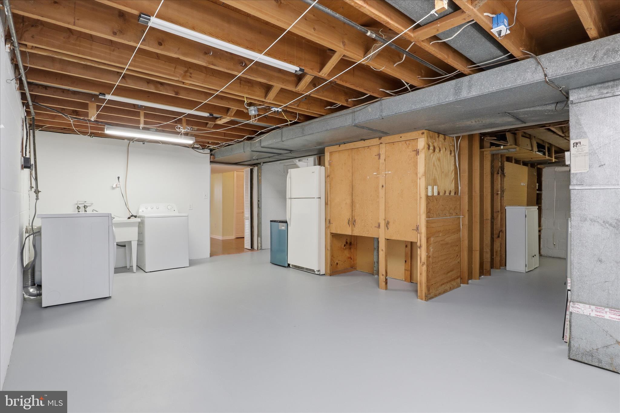 7921 Ellet Road Springfield, VA 22151 - Photo 30 of 44 Utility Room