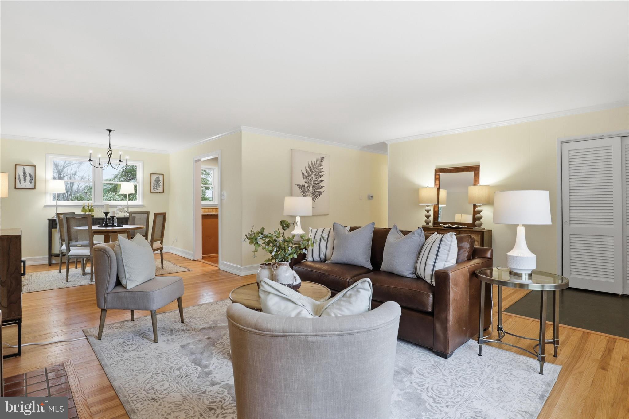 7921 Ellet Road Springfield, VA 22151 - Photo 7 of 44 Living Room w/ access to Kitchen & Dinning Area