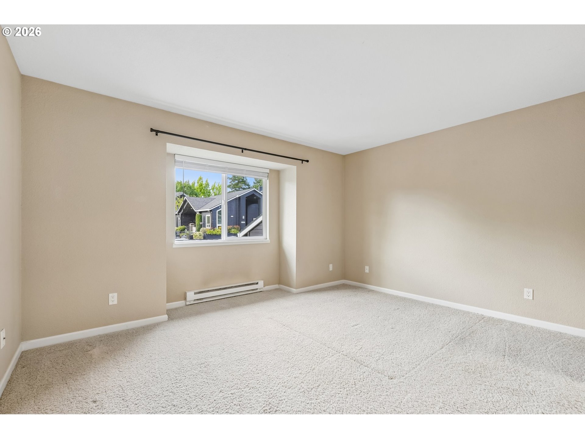 9490 Southwest 146th Terrace, Unit R8 Beaverton, OR 97007 - Photo 13 of 25