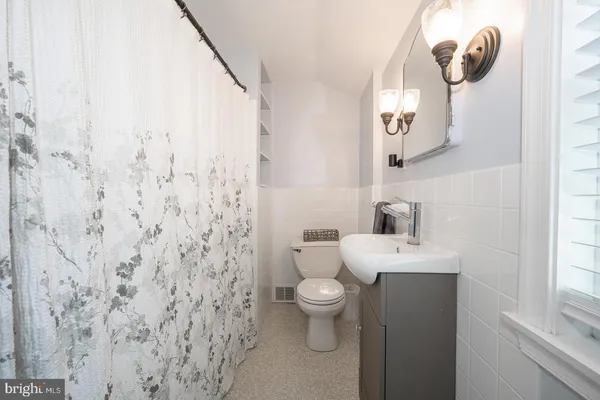 $599,000 | 30 Midland Avenue, Berwyn, PA 19312