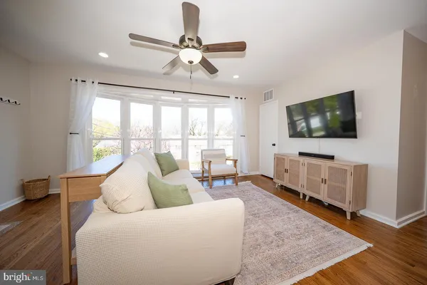 $599,000 | 30 Midland Avenue, Berwyn, PA 19312