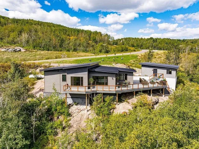 $1,300,000 | 2102 North 40th Avenue West, Duluth, MN 55807