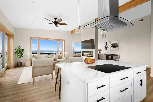 $1,300,000 | 2102 North 40th Avenue West, Duluth, MN 55807