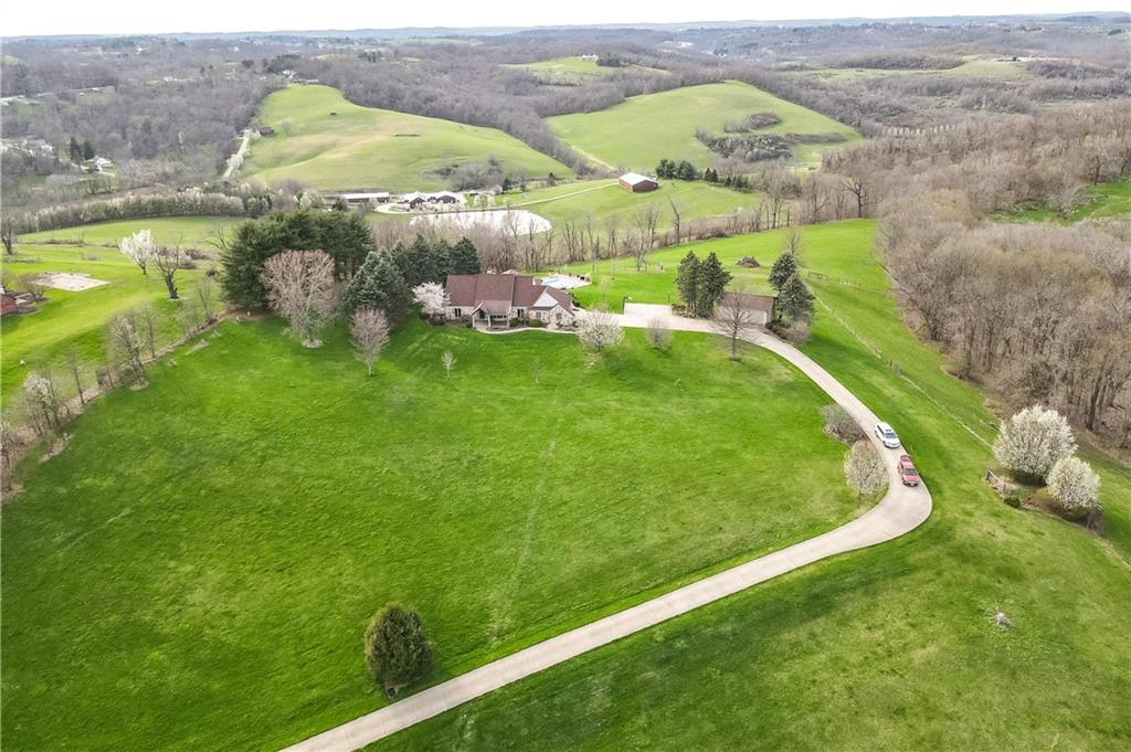 61 Meyers Road Washington, PA 15301 - Photo 22 of 23 a view of a city
