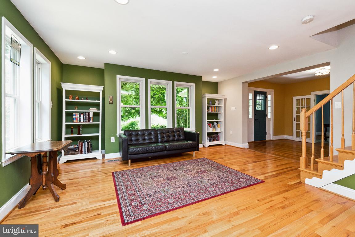 1813 Fairbank Road Baltimore, MD 21209 - Photo 18 of 65 Really wonderful natural light throughout