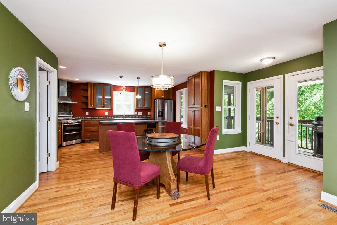 1813 Fairbank Road Baltimore, MD 21209 - Photo 25 of 65 Also access to side screened in porch