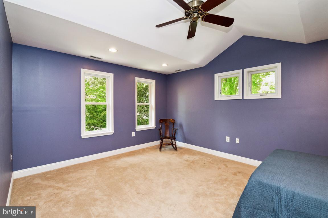 1813 Fairbank Road Baltimore, MD 21209 - Photo 35 of 65 Wonderful space in this primary suite