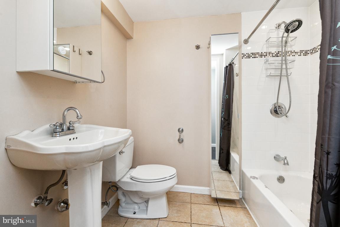 1813 Fairbank Road Baltimore, MD 21209 - Photo 48 of 65 Full bath in this lower level