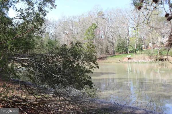 $16,900 | 1856 Captains Corridor, Unit CORRIDOR, Greenbackville, VA 23356