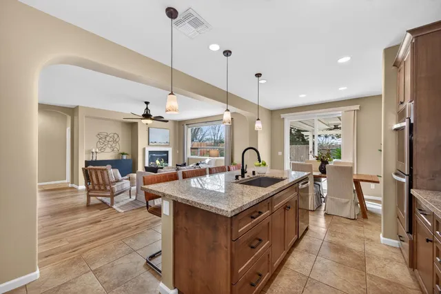 $700,000 | 2045 Grayhorse Drive, Auburn, CA 95603