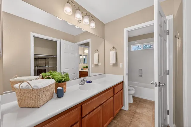 $700,000 | 2045 Grayhorse Drive, Auburn, CA 95603