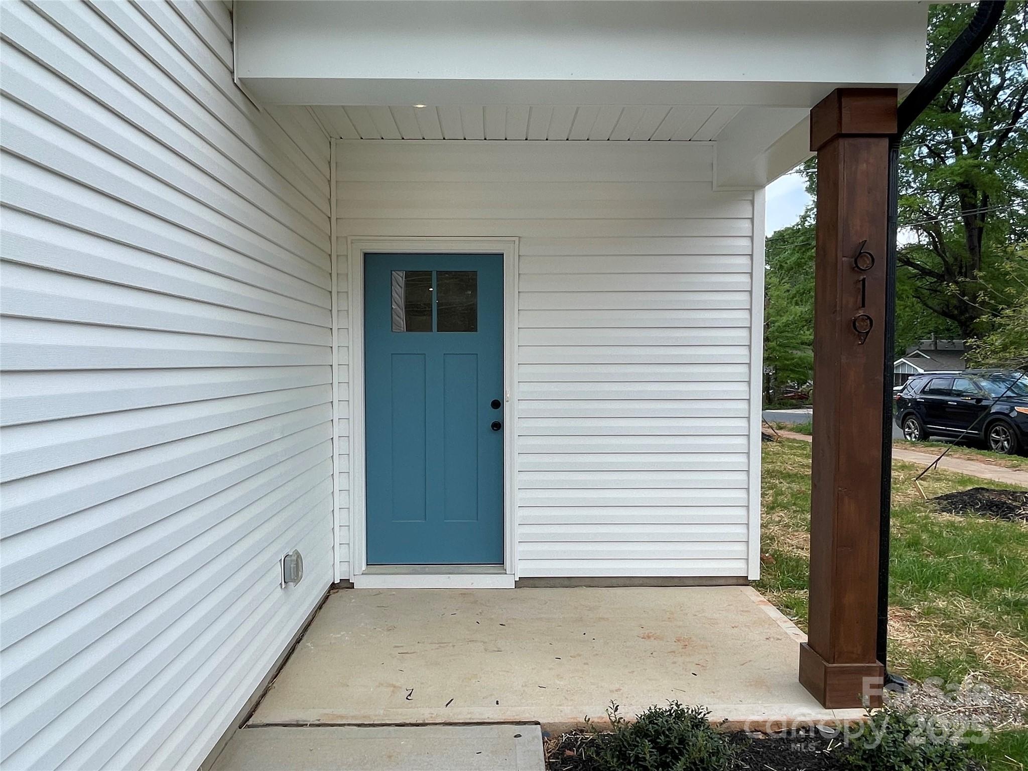 619 Billingsley Road Charlotte, NC 28211 - Photo 2 of 24 Gallery Image 2