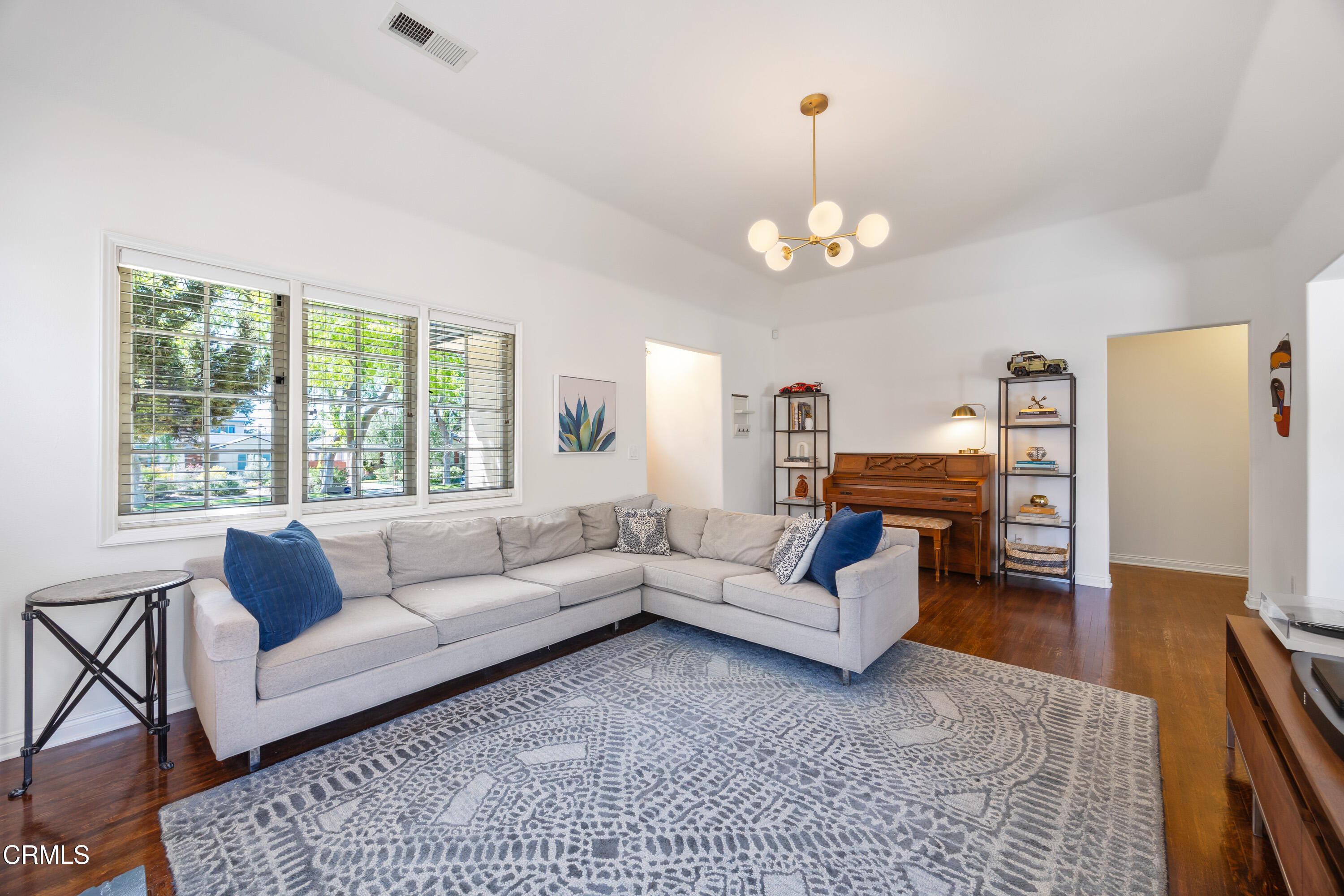 1869 Galbreth Road Pasadena, CA 91104 - Photo 12 of 52 FLEX 3000-11