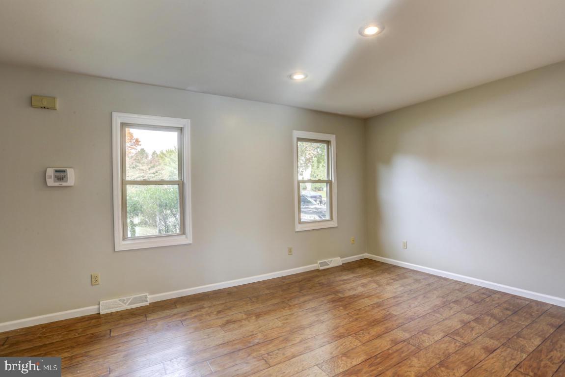 1904 Wilderness Road Lancaster, PA 17603 - Photo 16 of 46 Gallery Image 16