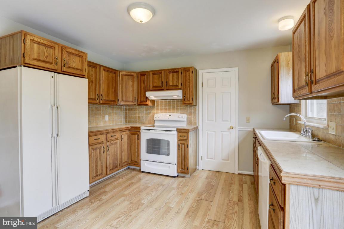 1904 Wilderness Road Lancaster, PA 17603 - Photo 19 of 46 Gallery Image 19