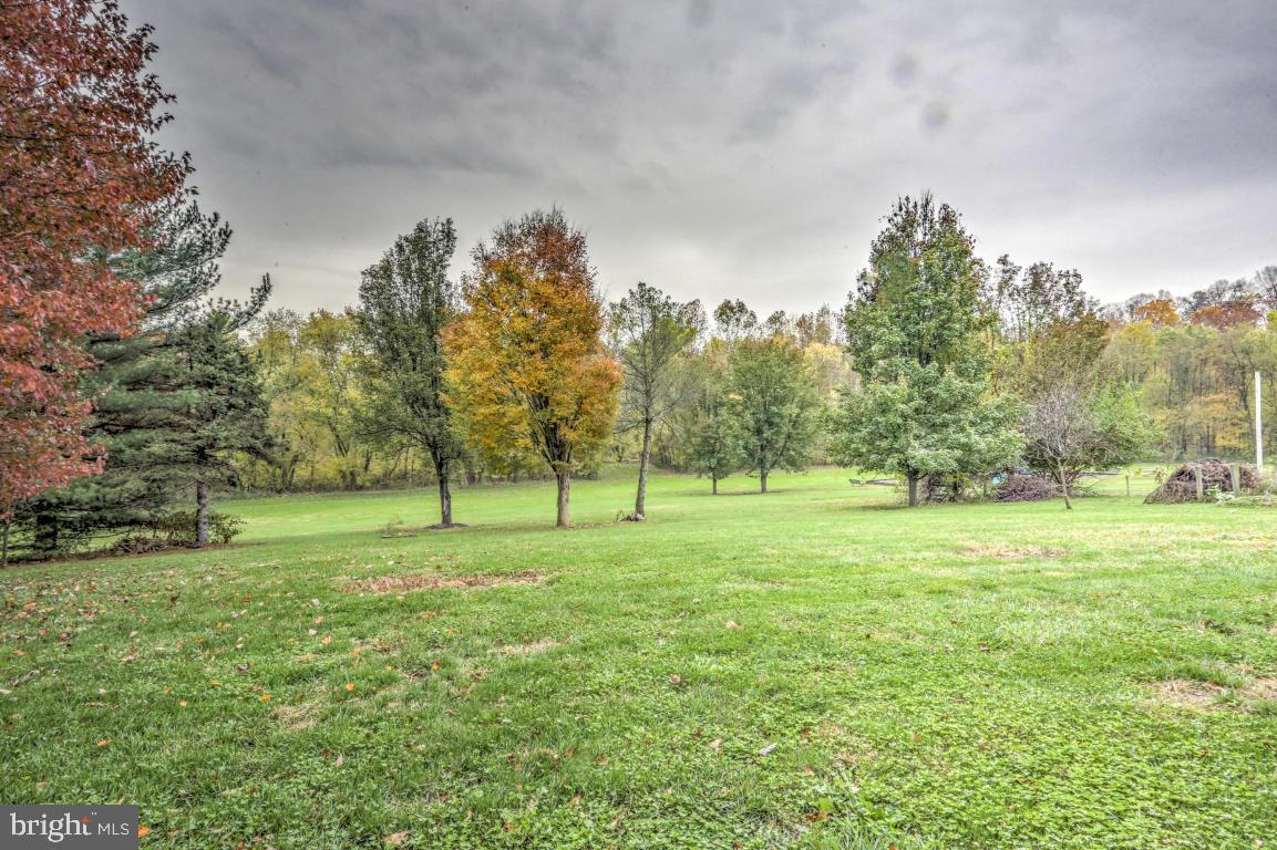 1904 Wilderness Road Lancaster, PA 17603 - Photo 8 of 46 Gallery Image 8